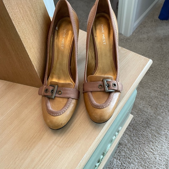 Nine West Heels - Picture 2 of 7